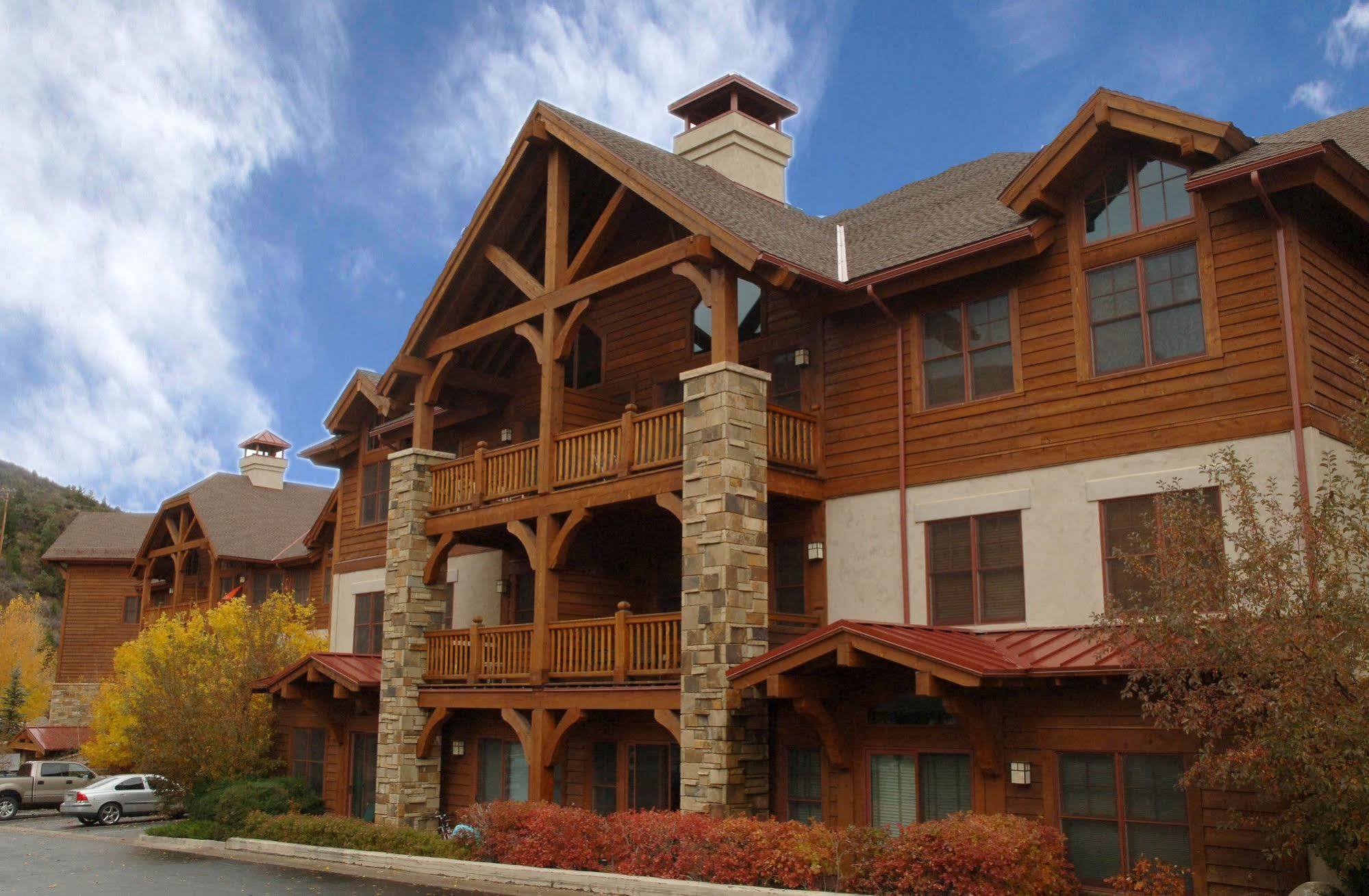 Lodge At Brookside Avon Village المظهر الخارجي الصورة