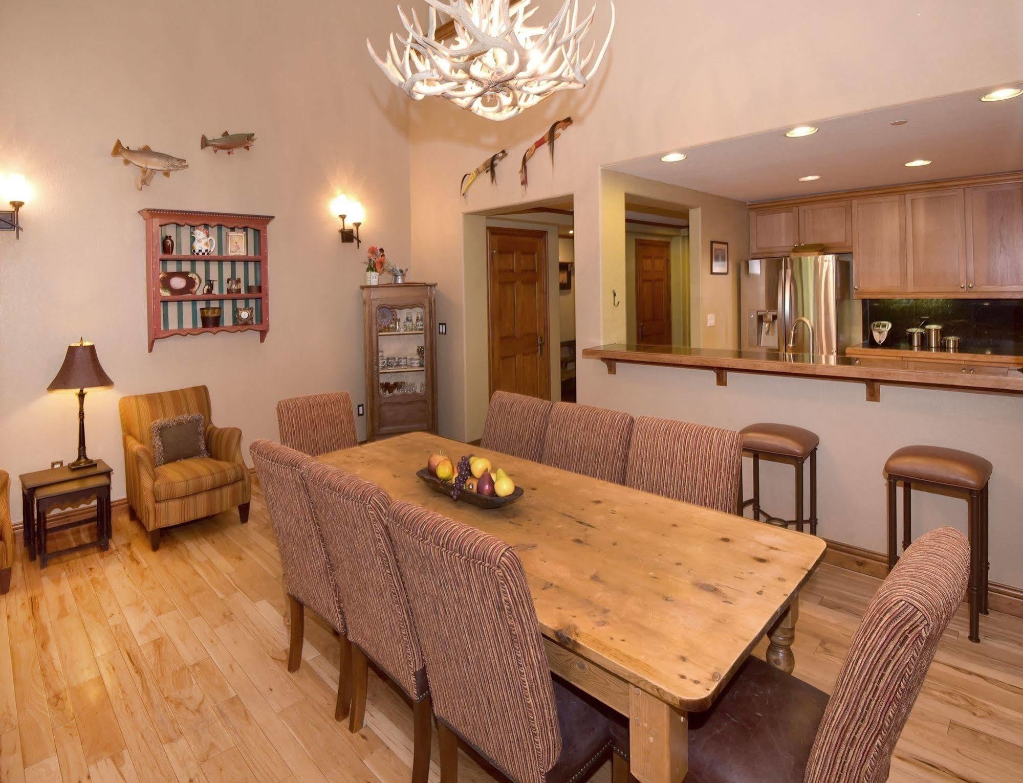 Lodge At Brookside Avon Village المظهر الخارجي الصورة